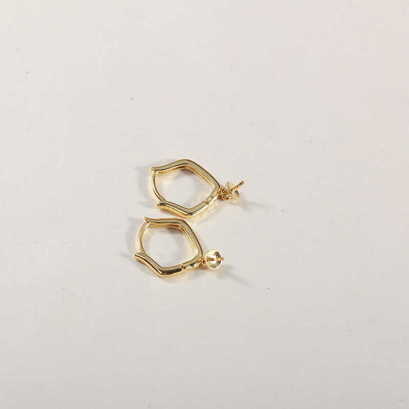 E004 Gold Plated Copper Pearl  - Pearl Stud Earrings recension och pris