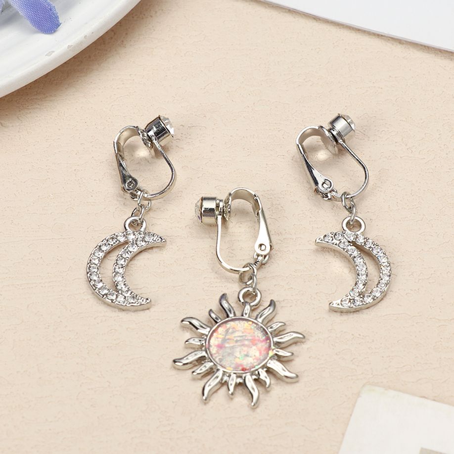 Faux Fake Belly Star Fake Bell - Moon Star Earrings recension och pris