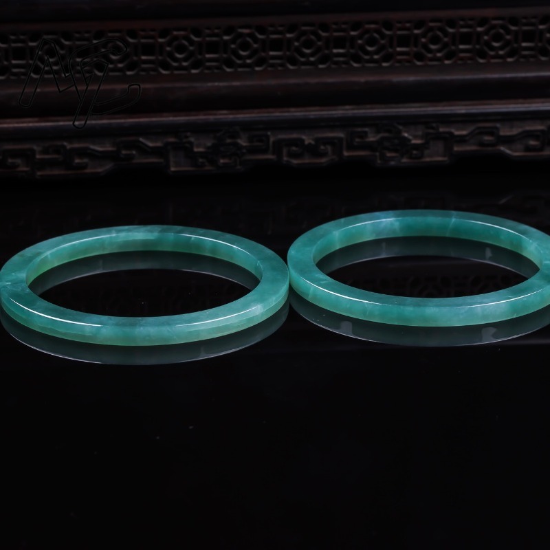 Natural Emerald 48-62mm Burmes - Jewelry & Watches Vitopoulos recension och pris